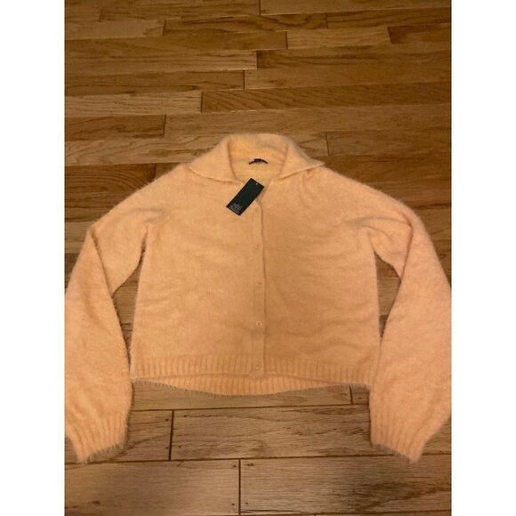 NWT Wild Fable, women’s pale orange soft long sleeve collared cropped sweater sm - Picture 1 of 9